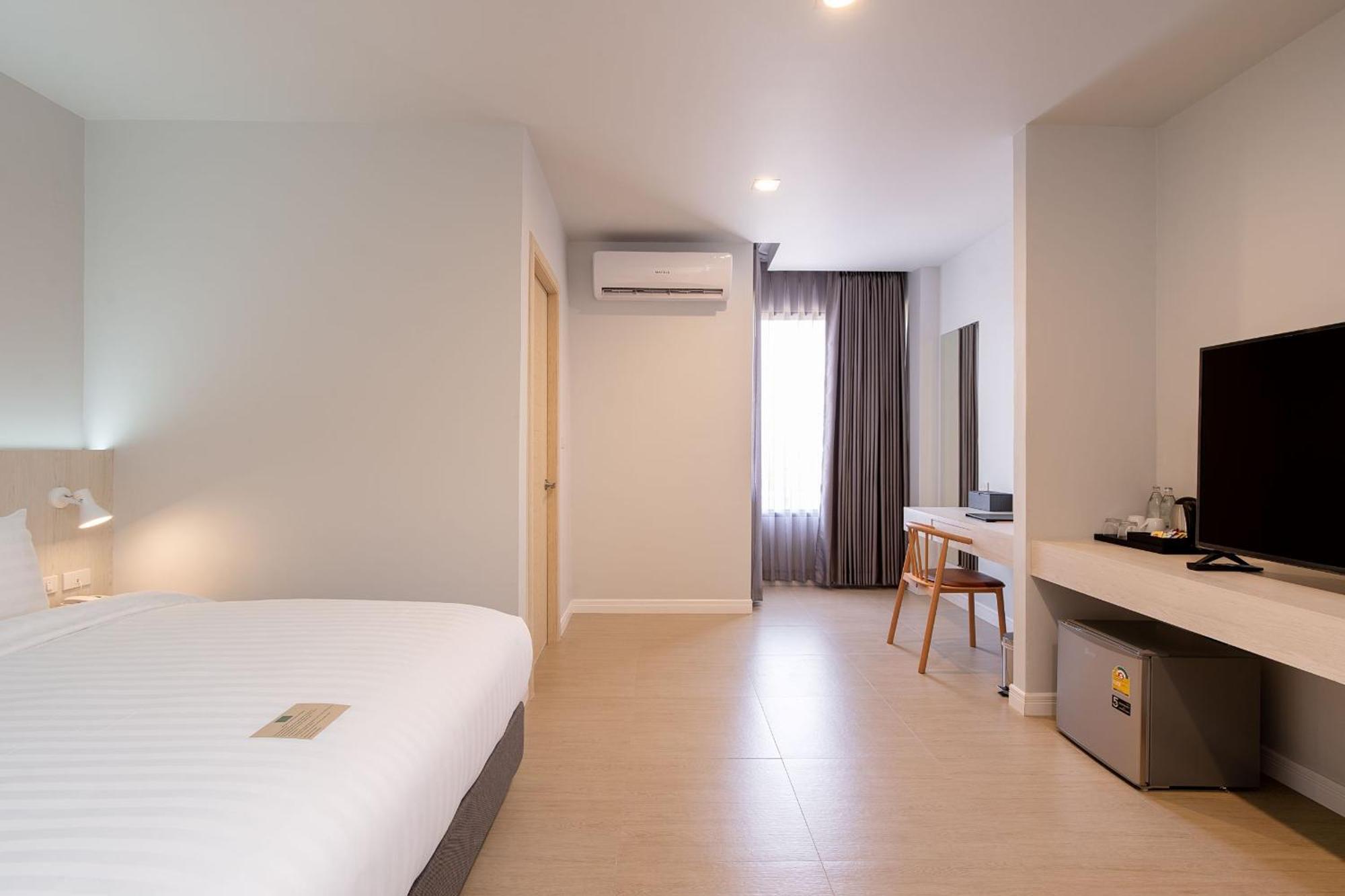 The Pride Hotel Phitsanulok Room photo